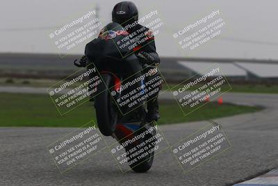 media/Nov-30-2025-TrackDaz (Sun) [[d8b22663df]]/A Group/Session 4 (Wheelie Bump)/